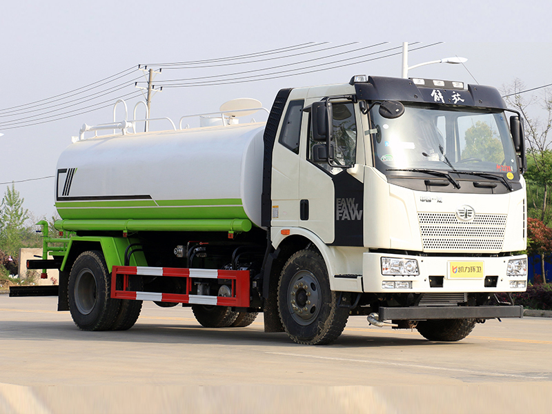 國(guó)六解放 13噸 灑水車(chē)